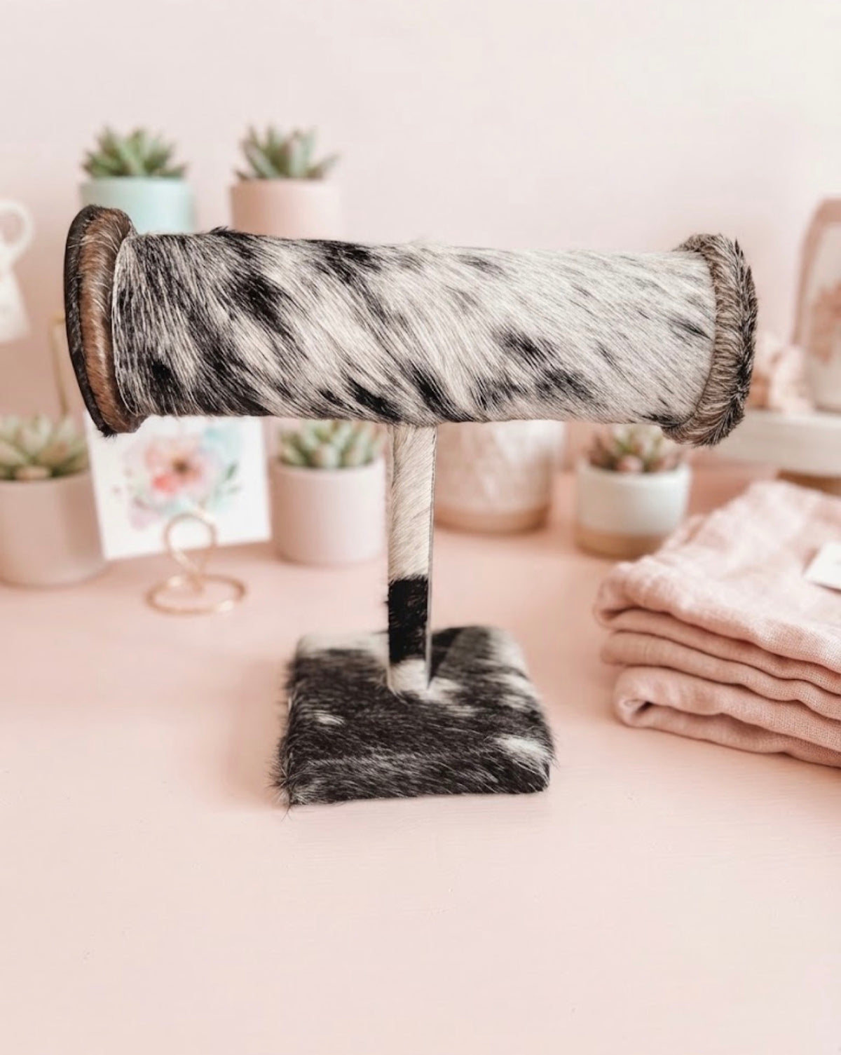 Cowhide jewelry holder