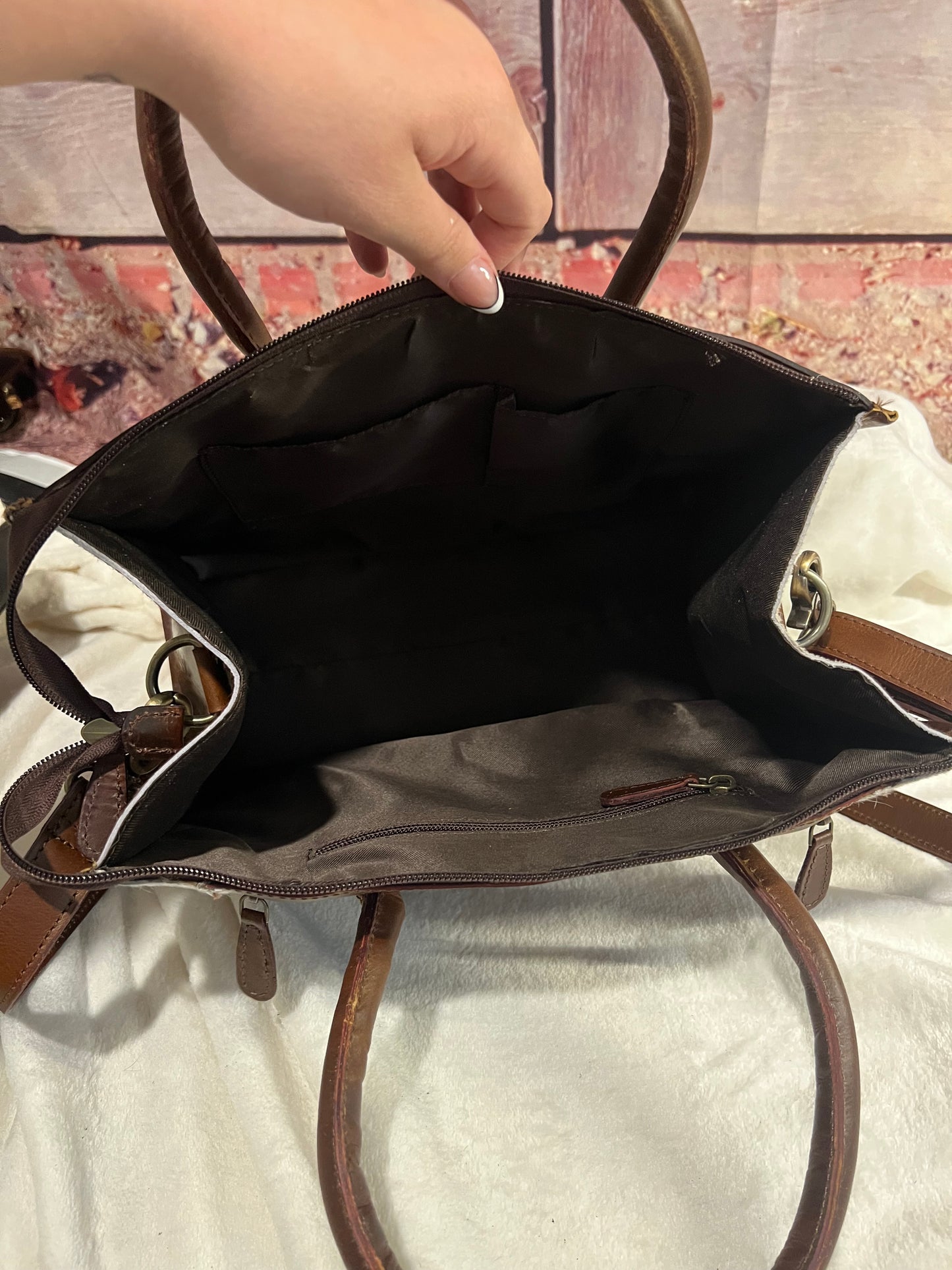 Hide purse