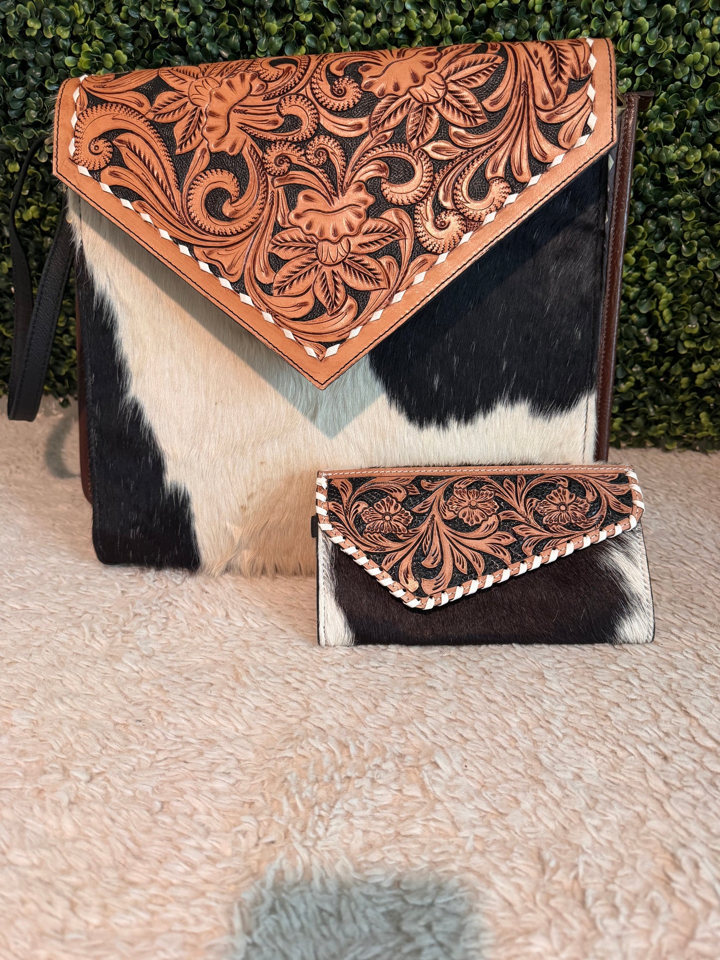 Hide purse and wallet set