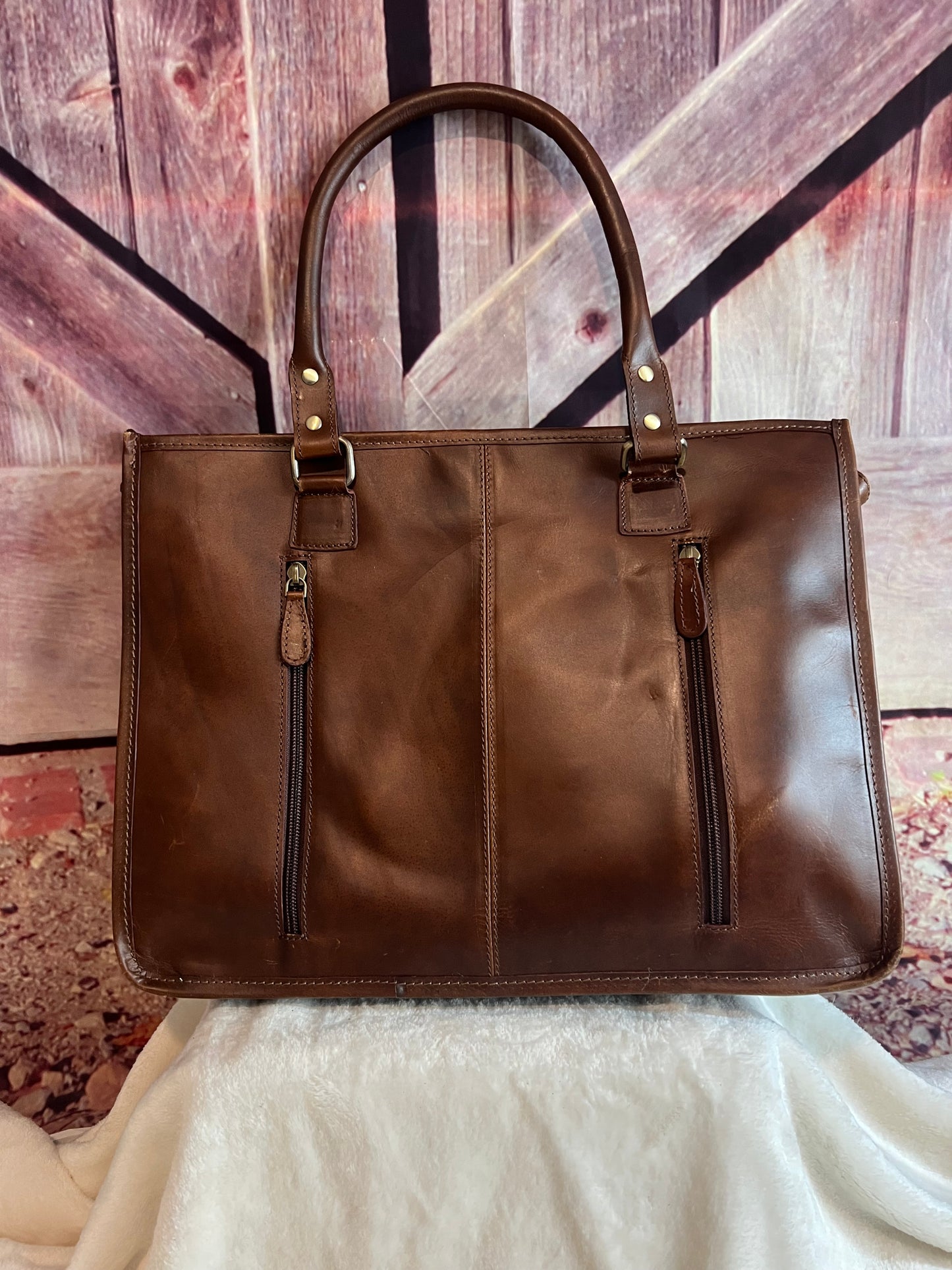 Hide purse