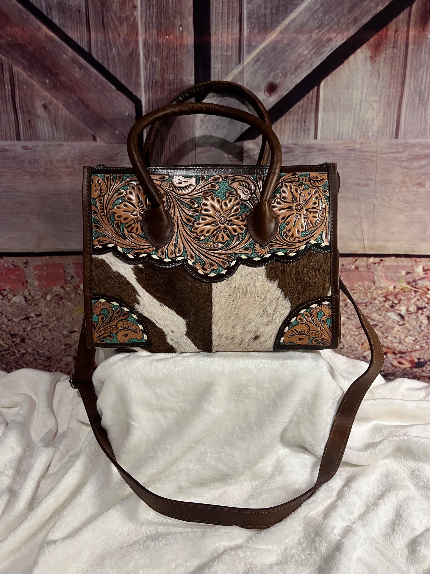 Hide purse