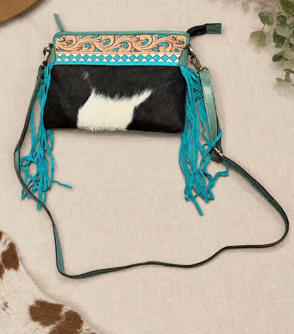 Crossbody hide / leather