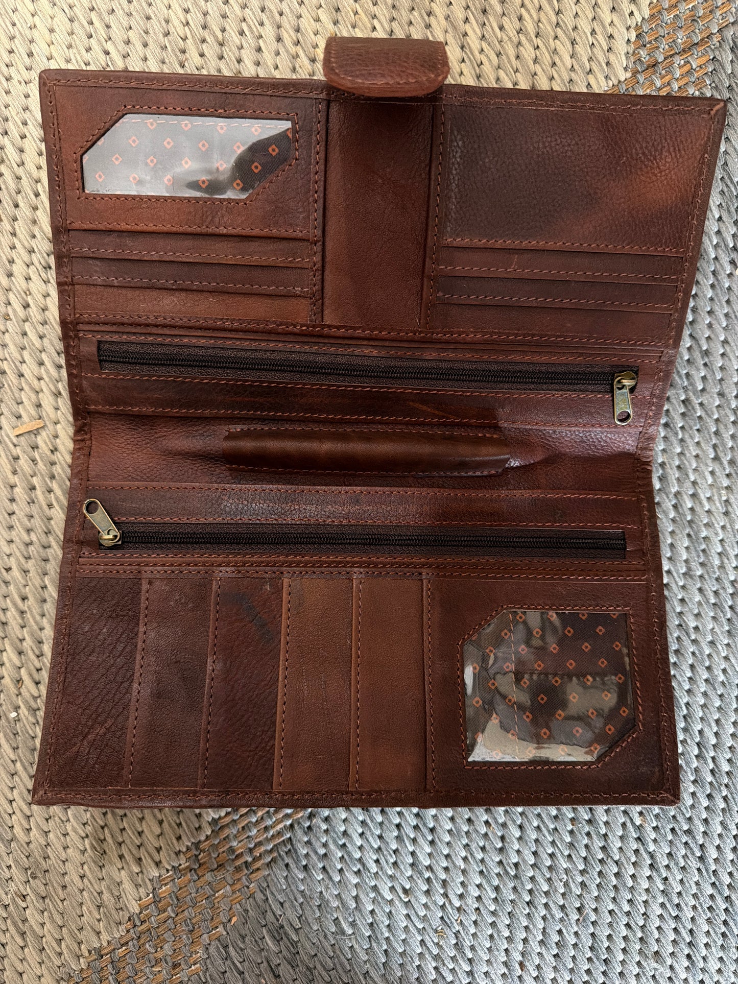 Jumbo cowhide wallet
