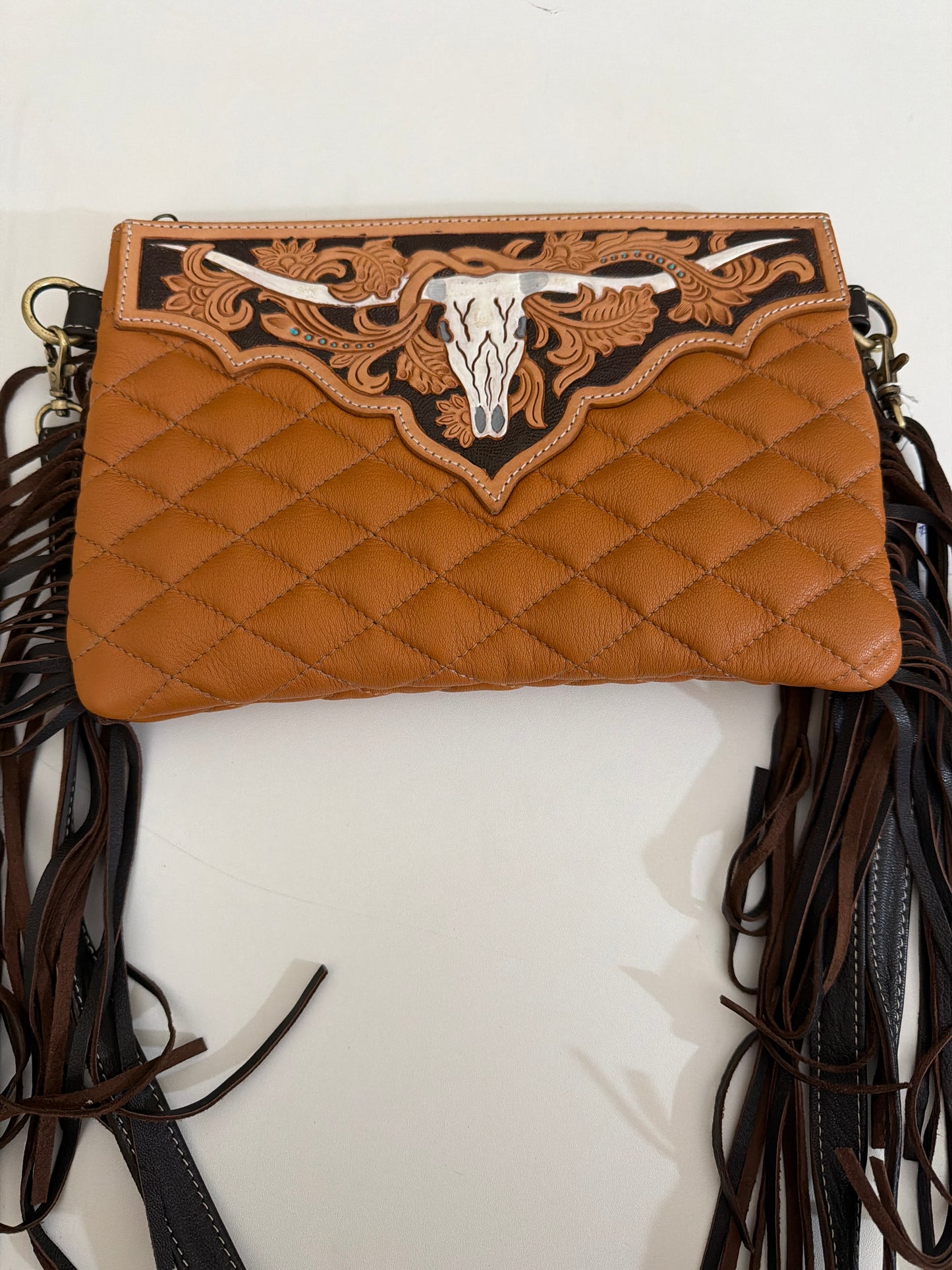 Skull crossbody